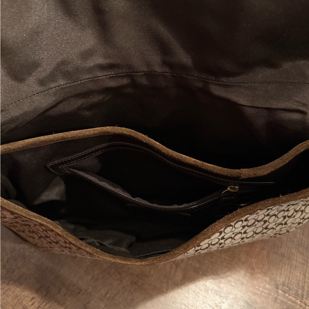 Coach SoHo Shoulder Bag - Picture 3 of 6